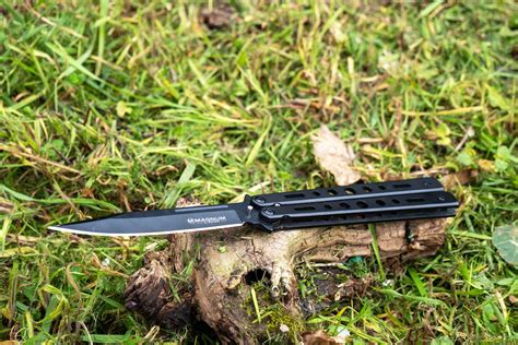 Are Butterfly Knives Illegal in Oklahoma?